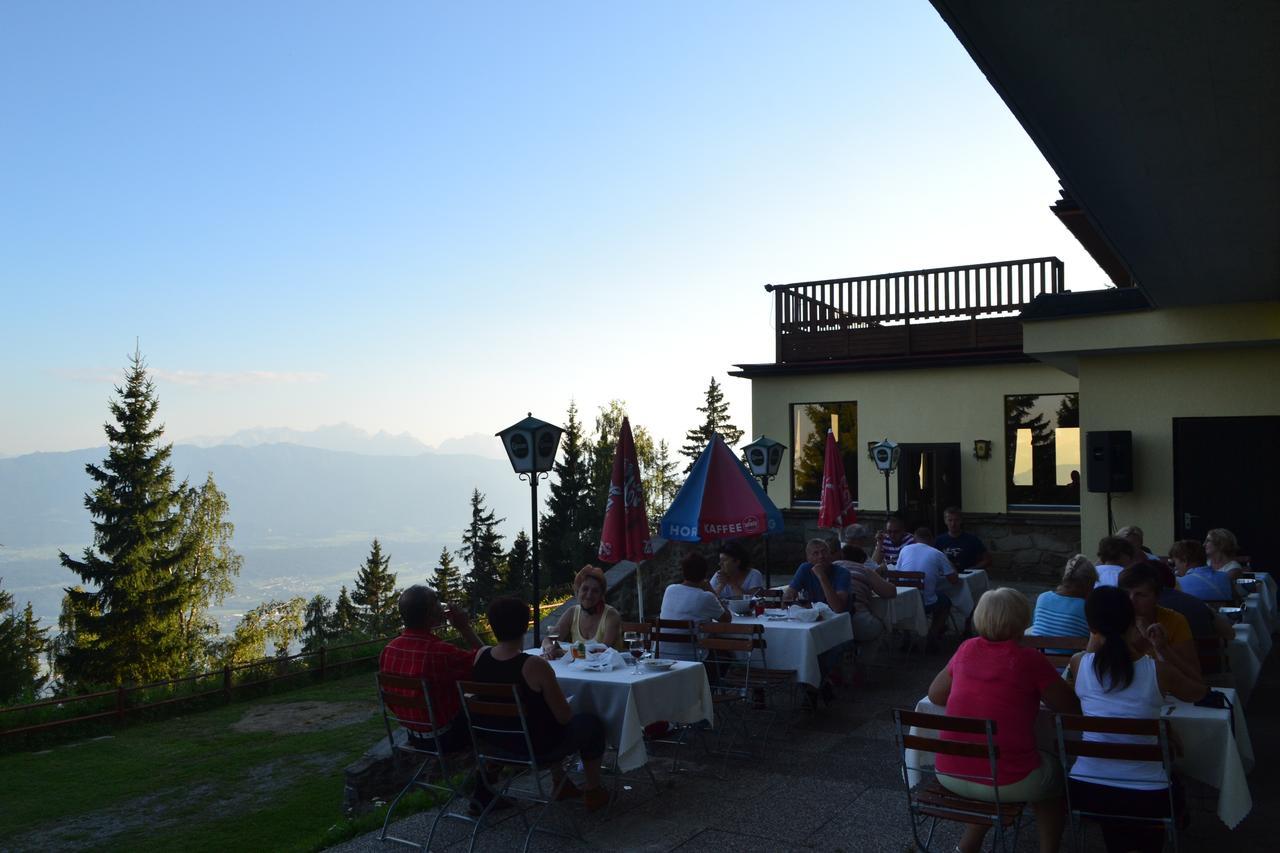 Hotel Alpinum Treffen Bagian luar foto