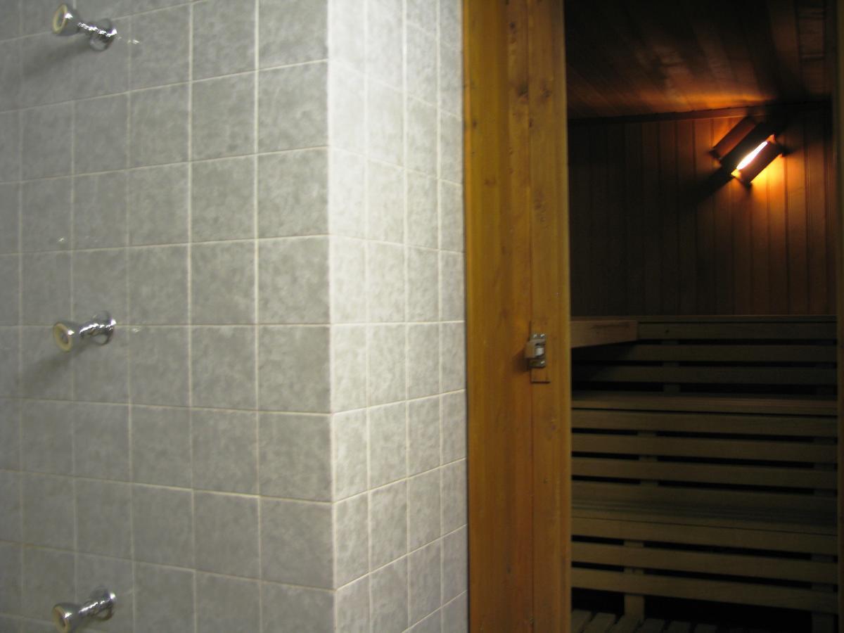 Hotel Alpinum Treffen Bagian luar foto